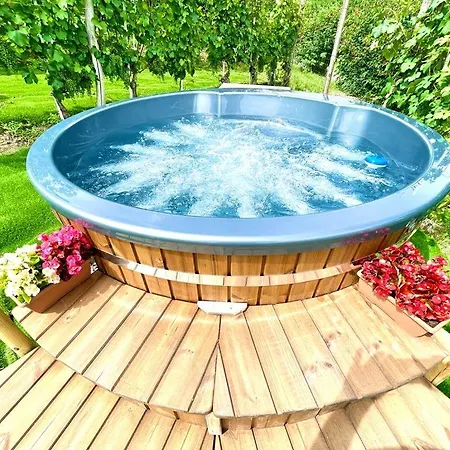 Apartment Madama Langa Con Piscina Nelle Vigne Montelupo Albese