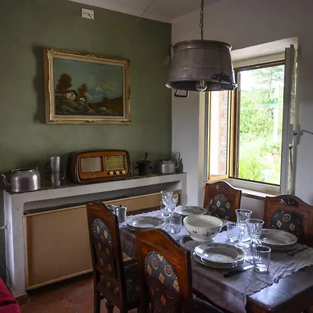 Lägenhet Madama Langa Con Piscina Nelle Vigne Montelupo Albese