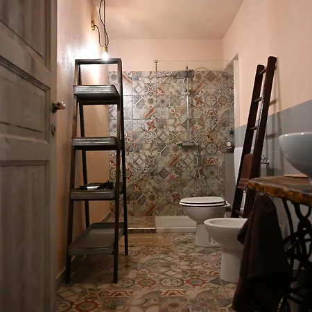 Madama Langa Con Piscina Nelle Vigne Apartment