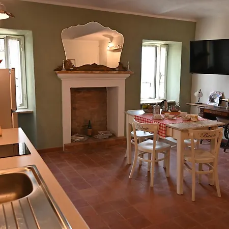 Lägenhet Madama Langa Con Piscina Nelle Vigne Montelupo Albese